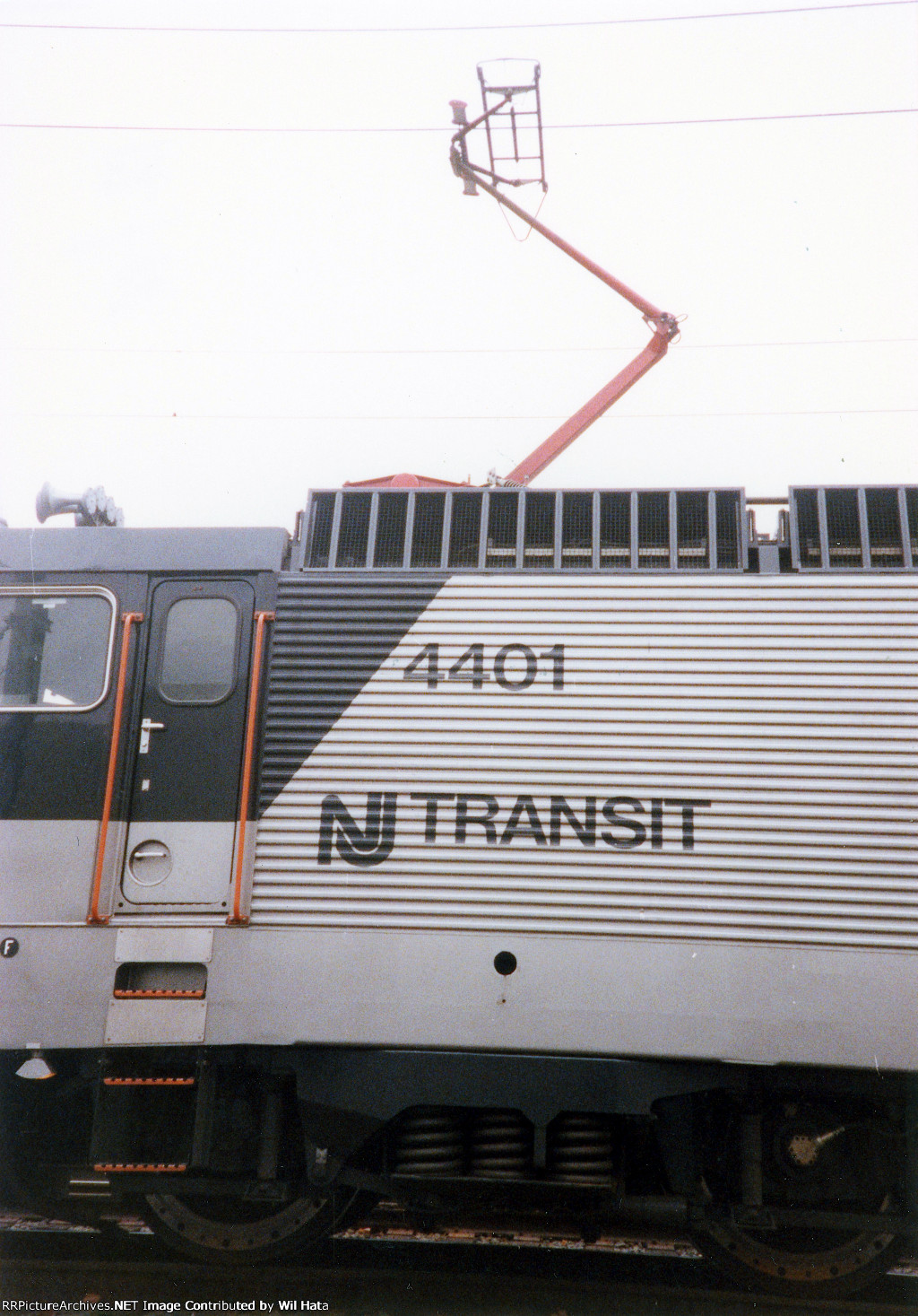 NJT ALP-44 4401 Pantograph